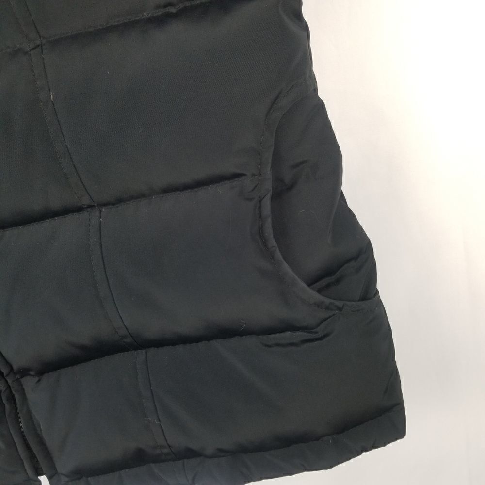 Black Cyclone puffer vest. Size M - Picture 3 of 15